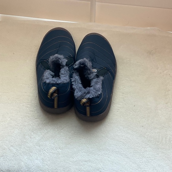 Cozy Blue Women's Mules with Faux Fur Lining - Picture 3 of 6